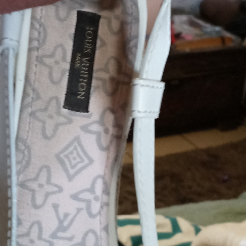 Louis Vuitton wedge sandles - Picture 5 of 7